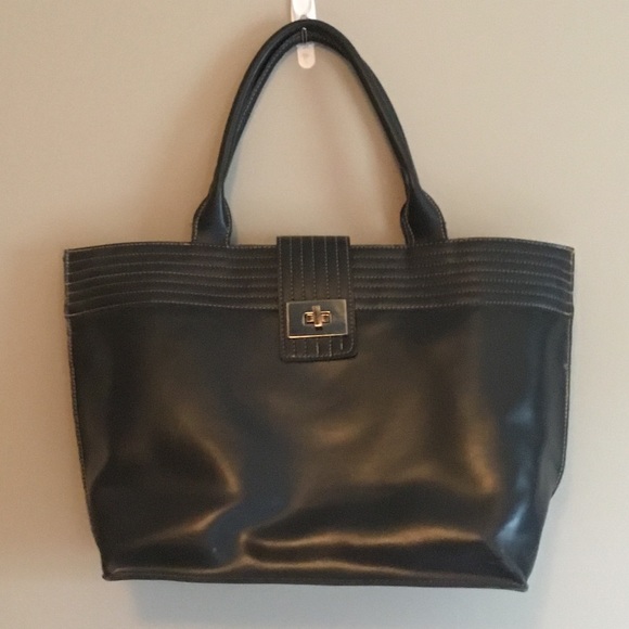 Mondani Handbags - Mondani Vegan Leather Black Tote, GUC